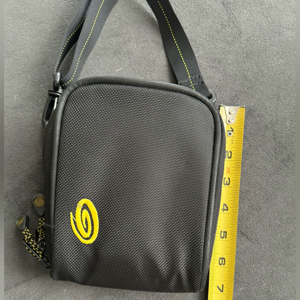 Timbuk2 crossbody bag